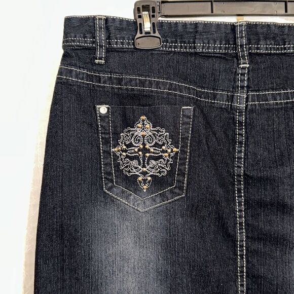 Dark Blue 16 Wash Embroidered Studded Stretch Denim Pencil Skirt - Picture 6 of 8